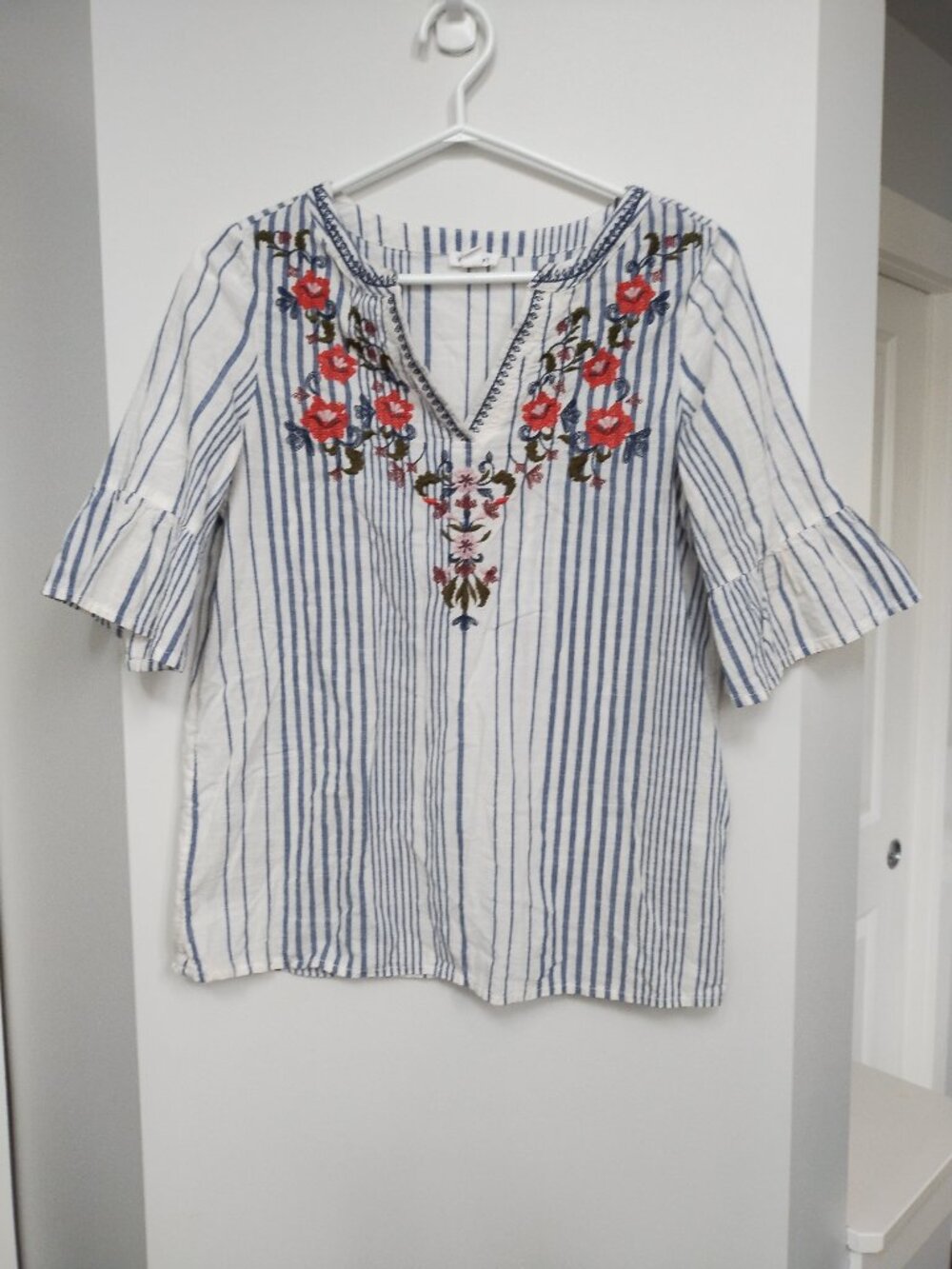 Embroidered 100% cotton bell 3/4 sleeve pullover tunic